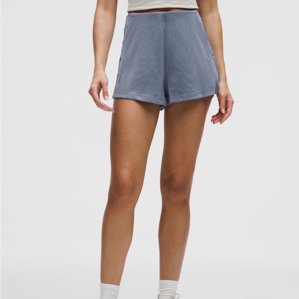 Lululemon Ribbed Softstreme High-Rise Short Utility Blue - Picture 4 of 6